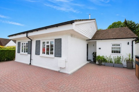 View Full Details for Greenview Crescent, Tonbridge