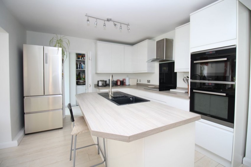 Images for Greenview Crescent, Tonbridge