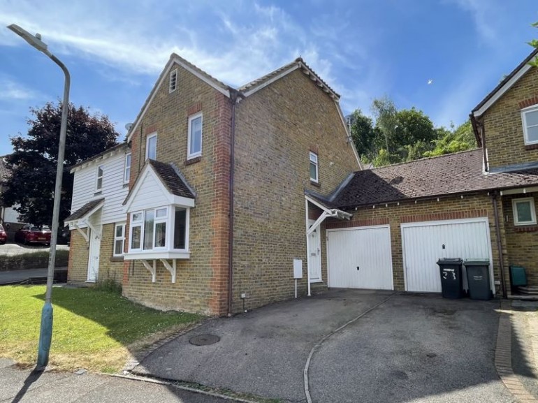 Brindles Field, Tonbridge