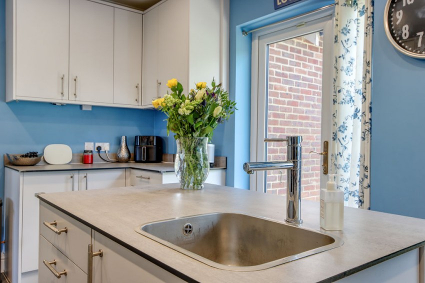 Images for Hildenbrook Farm, Hildenborough