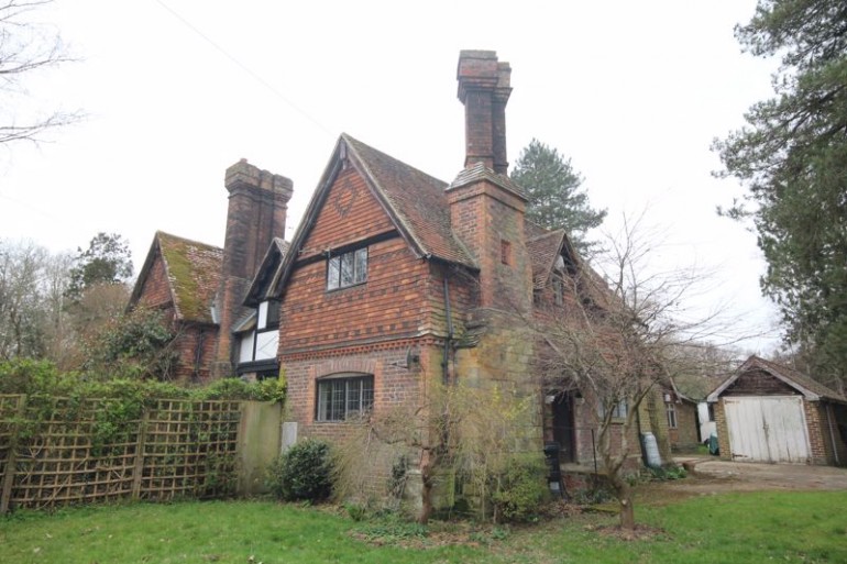 Penshurst Road, Leigh