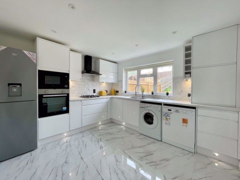 View Full Details for Thames Road, Tonbridge