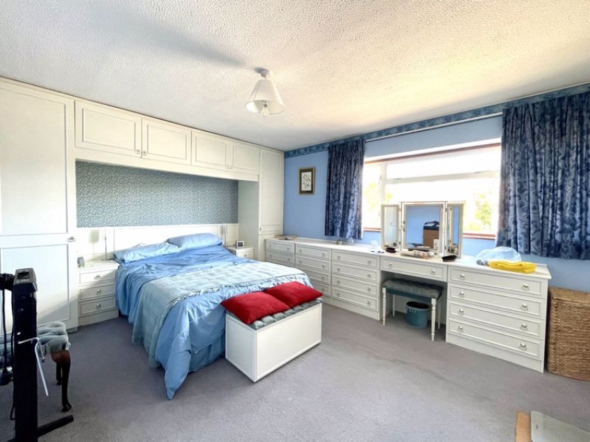 Images for Woodview Crescent, Tonbridge
