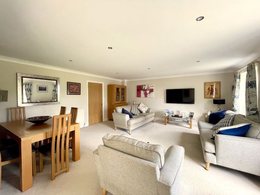 Images for Webbs Orchard, Tonbridge