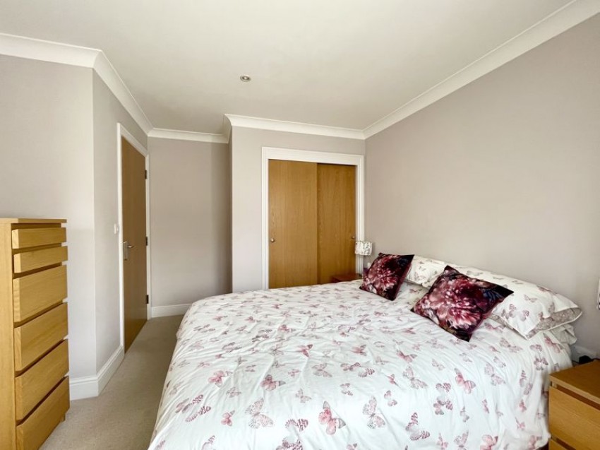 Images for Webbs Orchard, Tonbridge