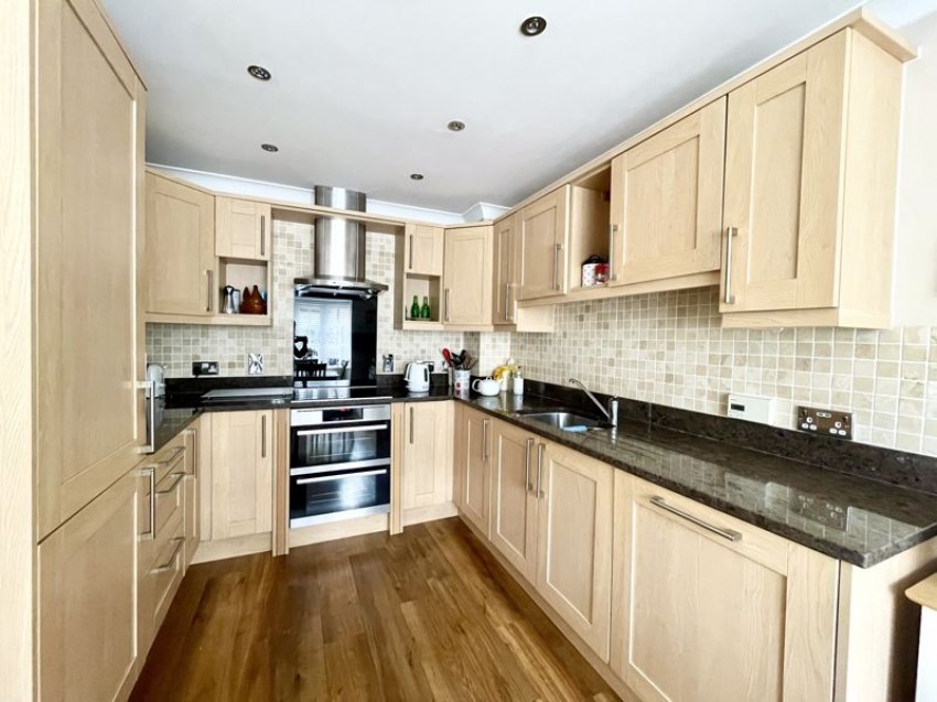Images for Webbs Orchard, Tonbridge