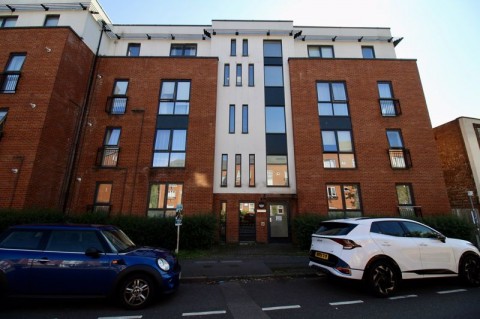 View Full Details for Avebury Avenue, Tonbridge