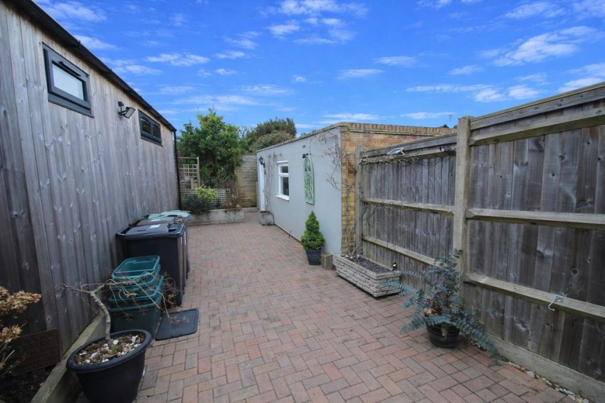 Images for Silverhurst Drive, Tonbridge