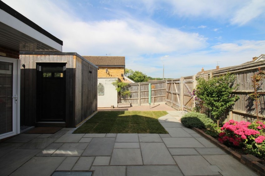 Images for NO CHAIN! Silverhurst Drive, Tonbridge