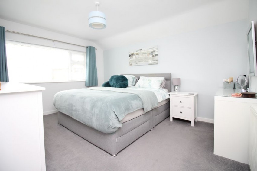 Images for Silverhurst Drive, Tonbridge