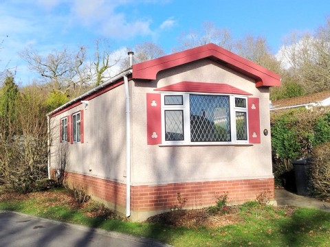 View Full Details for Shipbourne Road, Tonbridge