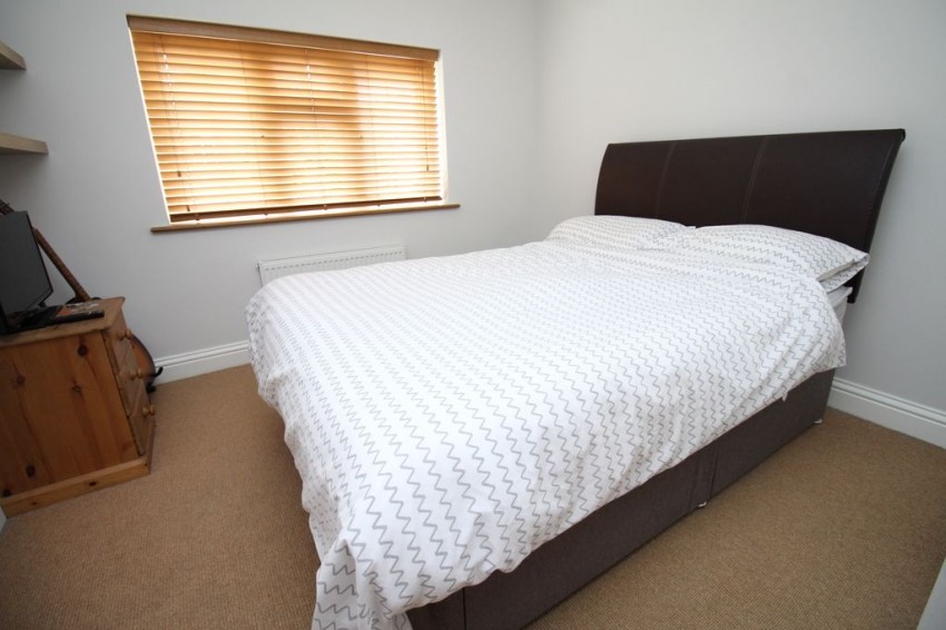 Images for Three Trees, Woodfield Avenue, Hildenborough
