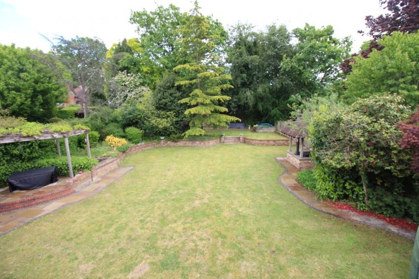 Images for Three Trees, Woodfield Avenue, Hildenborough