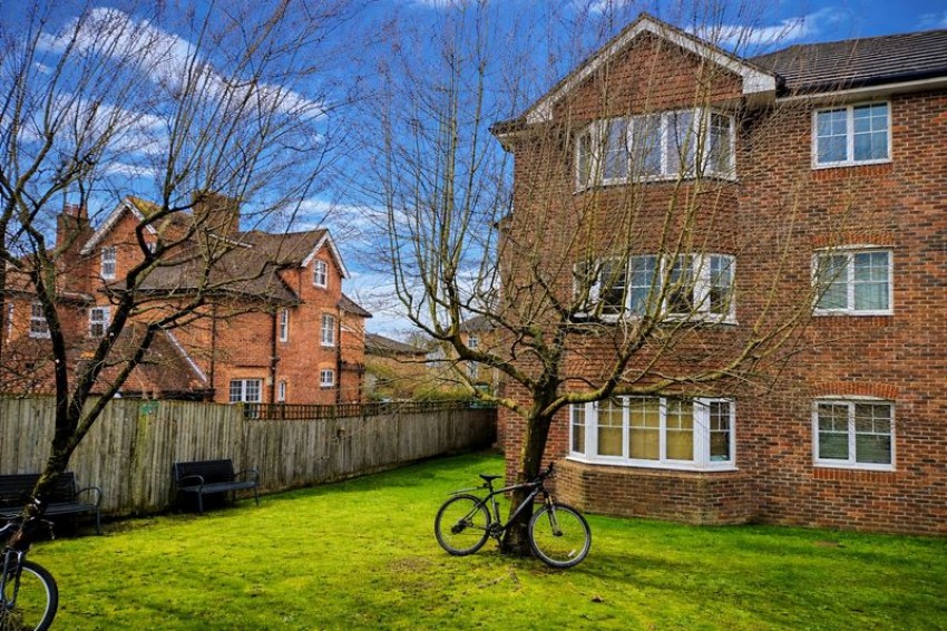 Images for Pembury Road