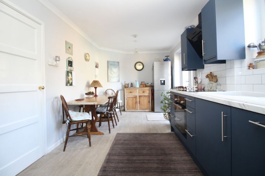 Images for Southdene, Halstead