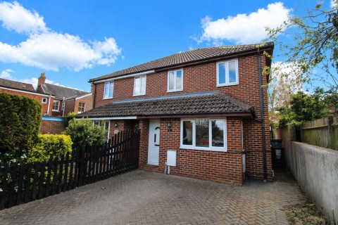 View Full Details for Springwell Road, Tonbridge