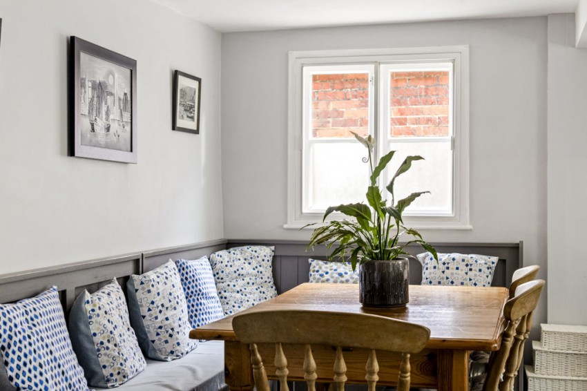 Images for Riding Lane, Hildenborough