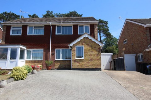 View Full Details for Cherwell Close, Tonbridge