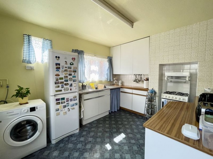 Images for Woodfield Road, Tonbridge